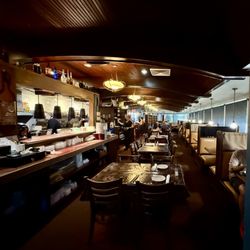 Vic's Casual Dining