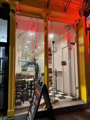 Artistic Pizza by null