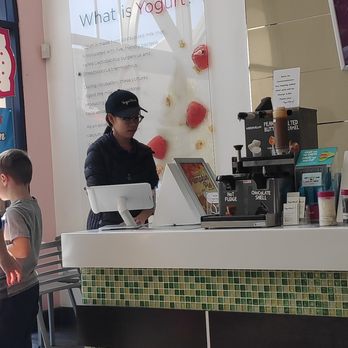 Yogurtland - Do you have reward with us? - Ice Cream & Frozen Yogurt Near Me - Del Mar, California
