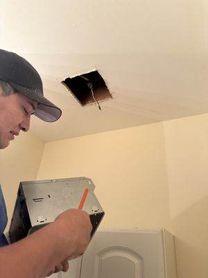 Frank T Handyman Logo