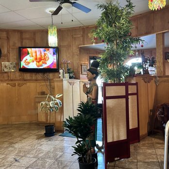 JP Thai Kitchen - Front entry way - Thai Near Me - Sacramento, California