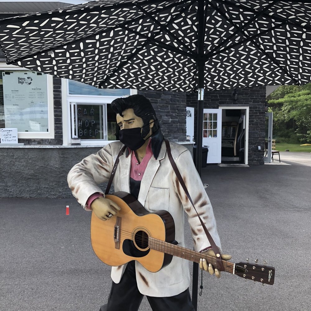 Happy Days - Elvis in the building. Or outside I guess. - American Near Me - Amsterdam, New York