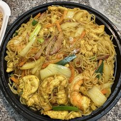 Hong Kong Express - Special Singapore Rice Noodles-$15.99, a very large portion.