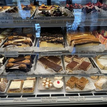 Buenos Aires Bakery & Cafe - Bakeries Near Me - Miami Beach, Florida