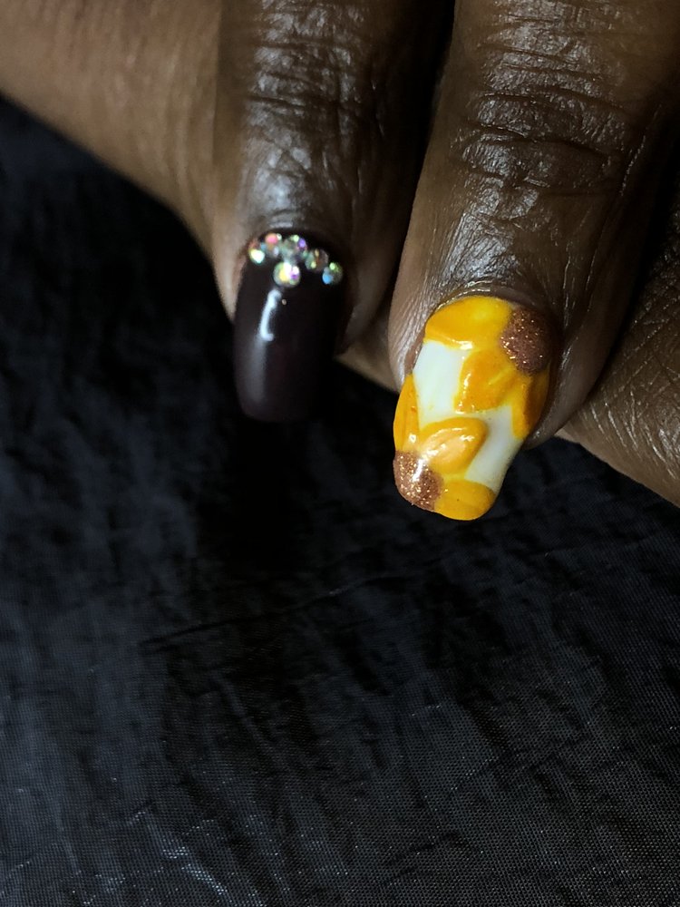 LIVE YOUR BEST LIFE SALON Updated September 2024 64 Photos 101 W