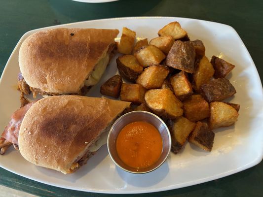 Pura Vida Cocina by null