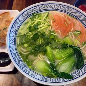 Kungfu Kitchen - Vegetable Ramen with Soup ($14) - Dim Sum Near Me - Orlando, Florida