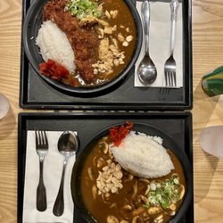 Abiko Curry - Chicken set (top) Mushroom curry (bottom)