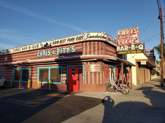 Chris & Pitts BBQ Restaurant by null