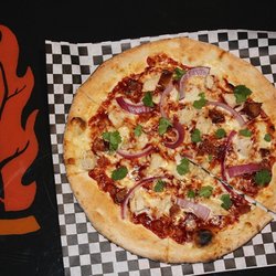 Broken Tree Pizza