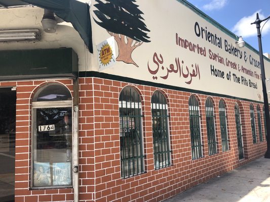 Oriental Bakery & Grocery Co by null