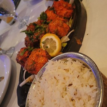 Bombay Darbar - Chicken tandoori and chicken tika masala - Indian Near Me - Miami, Florida