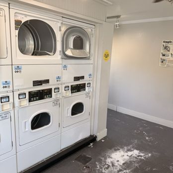Academy Lane Apartments - Laundry room always dirty - Apartments Near Me - Davis, California Academy Lane Apartments - Laundry room always dirty - Apartments Near Me - Davis, California