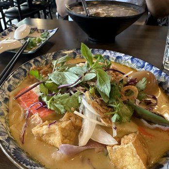 Amazing Basil - N8. Seafood Laksa Noodle N8. - Asian Fusion Near Me - Fremont, California
