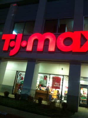 TJ MAXX - Updated January 2026 - 45 Reviews - 719 Thompson Ln