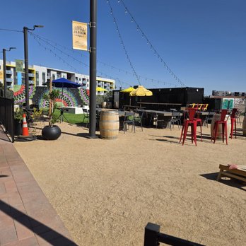 Culdesac Tempe - Beer garden area - Apartments Near Me - Tempe, Arizona Culdesac Tempe - Beer garden area - Apartments Near Me - Tempe, Arizona