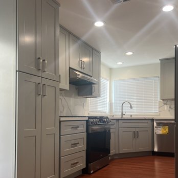 Barcadon Remodeling and Construction - Range hood instead of microwave over range - General Contractors Near Me - Santa Clara, California Barcadon Remodeling and Construction - Range hood instead of microwave over range - General Contractors Near Me - Santa Clara, California