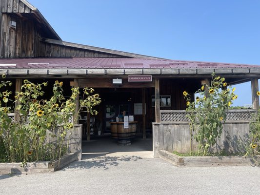 Caroline Cellars by null