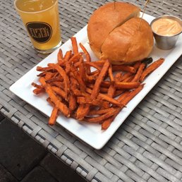 Half Moon Bay Burger