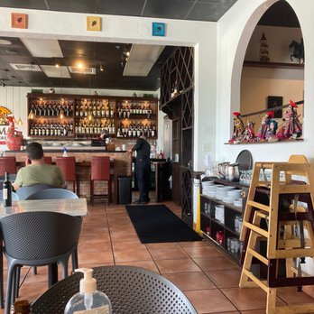Aromas Del Peru - Restaurant area - Peruvian Near Me - Miami, Florida Aromas Del Peru - Restaurant area - Peruvian Near Me - Miami, Florida
