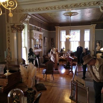 Craigdarroch Castle - Museums Near Me - Victoria, British Columbia Craigdarroch Castle - Museums Near Me - Victoria, British Columbia
