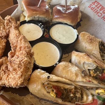 Chili's - Triple Dipper - Bars Near Me - Antioch, California