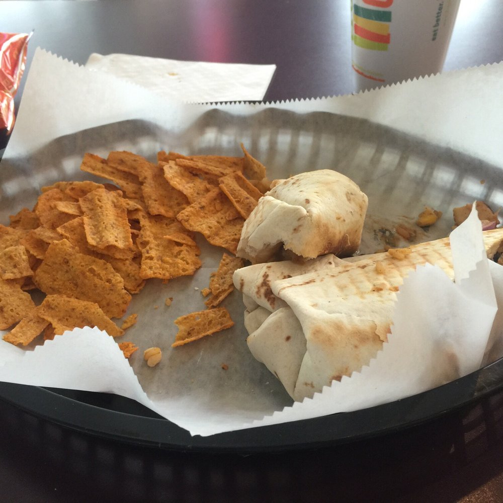 Tropical Smoothie Cafe - Really good chicken wrap - Juice Bars & Smoothies Near Me - Memphis, Tennessee