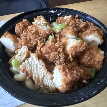 Haven Hot Chicken - Spicy Mac bowl - Chicken Shop Near Me - Orange, Connecticut Haven Hot Chicken - Spicy Mac bowl - Chicken Shop Near Me - Orange, Connecticut