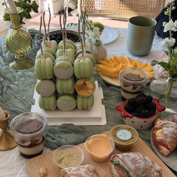 Pura Vida Miami - Breakfast & Brunch Near Me - Beverly Hills, California Pura Vida Miami - Breakfast & Brunch Near Me - Beverly Hills, California