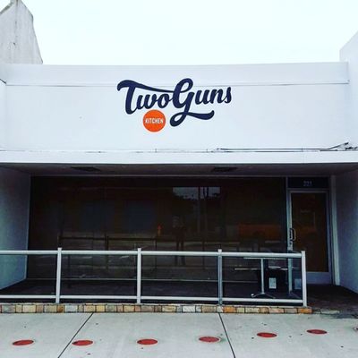 Two Guns Kitchen by null