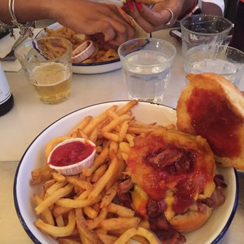PNY BURGER FAUBOURG SAINT-DENIS - Cowboy Burger - American Near Me - Paris, 75 PNY BURGER FAUBOURG SAINT-DENIS - Cowboy Burger - American Near Me - Paris, 75