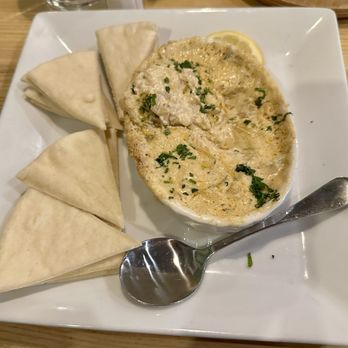 Elliott’s Craft Kitchen - Crab dip - American Near Me - Columbia, Maryland Elliott’s Craft Kitchen - Crab dip - American Near Me - Columbia, Maryland