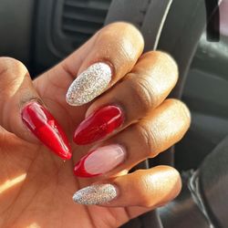 Unique Nails and Spa