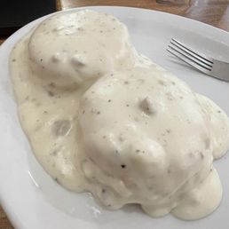 Biscuits with Sausage Gravy Biscuits with Sausage Gravy