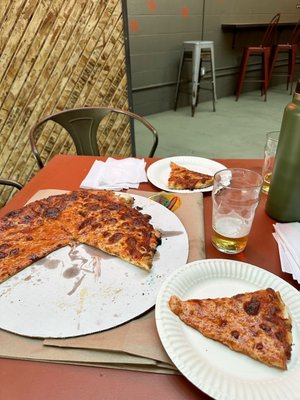 Tony's Pizzaria by null
