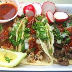 Pupuseria Ester - Tacos