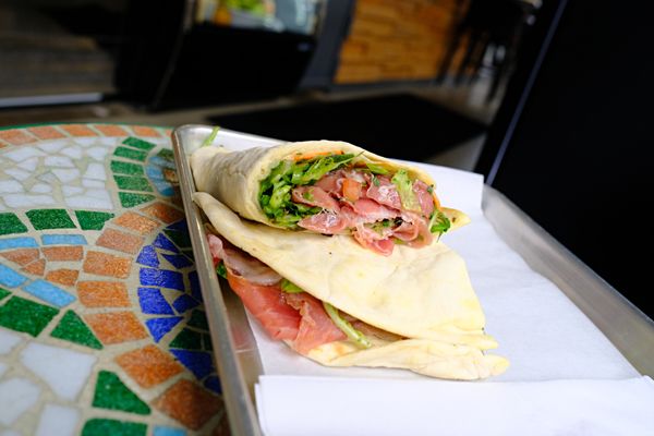 Luisa's Artisanal Street Food by null