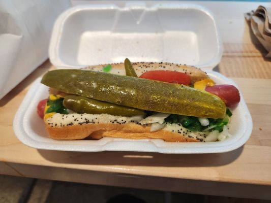 M Burger by null
