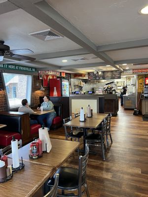Ray's BBQ by null