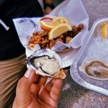 Quality Seafood - Fried Calamari and another round of Fresh (Live) Clams On The Half Shell - Seafood Markets Near Me - Redondo Beach, California Quality Seafood - Fried Calamari and another round of Fresh (Live) Clams On The Half Shell - Seafood Markets Near Me - Redondo Beach, California