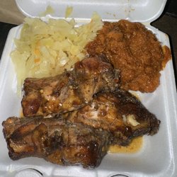 Caribbean Palm - Jerk chicken, cabbage, yams
