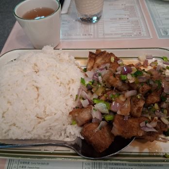 Kong Sihk Tong - Chicken alongside rice - Hong Kong Style Cafe Near Me - Flushing, New York