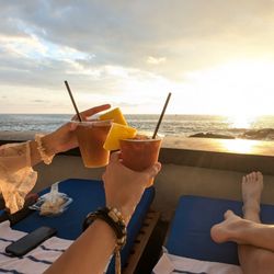 Royal Kona Resort - Pool. Complimentary Mai Thais for all guests. (resort fee)