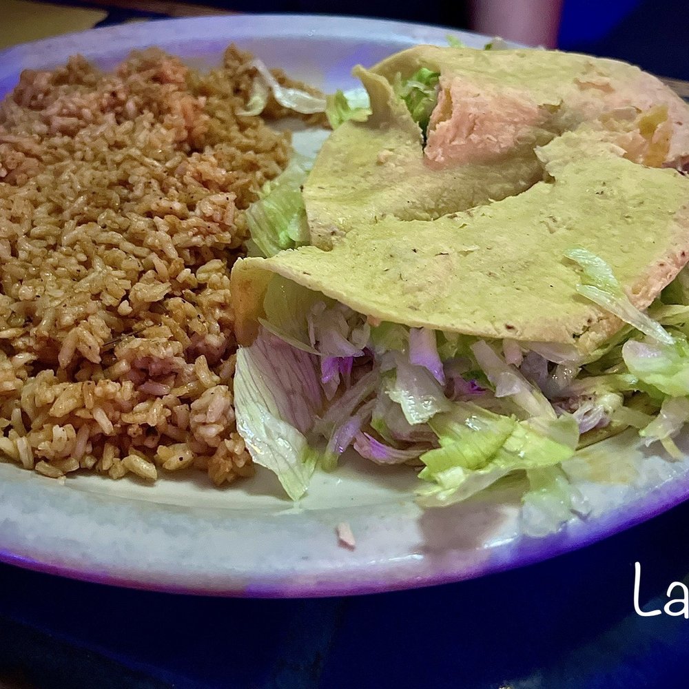 Los Dos Molinos - #7 Combo - New Mexican Cuisine Near Me - Phoenix, Arizona Los Dos Molinos - #7 Combo - New Mexican Cuisine Near Me - Phoenix, Arizona