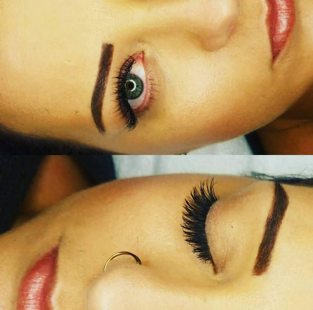 Lashes & More Logo