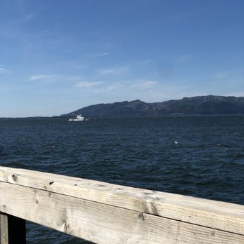 WineKraft - Ocean (river) view - Wine Bars Near Me - Astoria, Oregon WineKraft - Ocean (river) view - Wine Bars Near Me - Astoria, Oregon