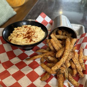 The Kitchen Sink - Mac n cheese with Parm Fries - Sandwiches Near Me - Wilmington, North Carolina The Kitchen Sink - Mac n cheese with Parm Fries - Sandwiches Near Me - Wilmington, North Carolina