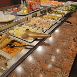 Ruby's Buffet - Cold bar