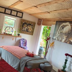 Massage By Benya