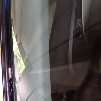 Austin Mobile Glass - Up closer. And you can see the glue they tried to hold it together with, which Safelite said was a challenge to remove. - Auto Glass Services Near Me - Austin, Texas